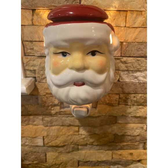 Santa Claus Plug In Night Light and Wax Melter - Picture 2 of 7